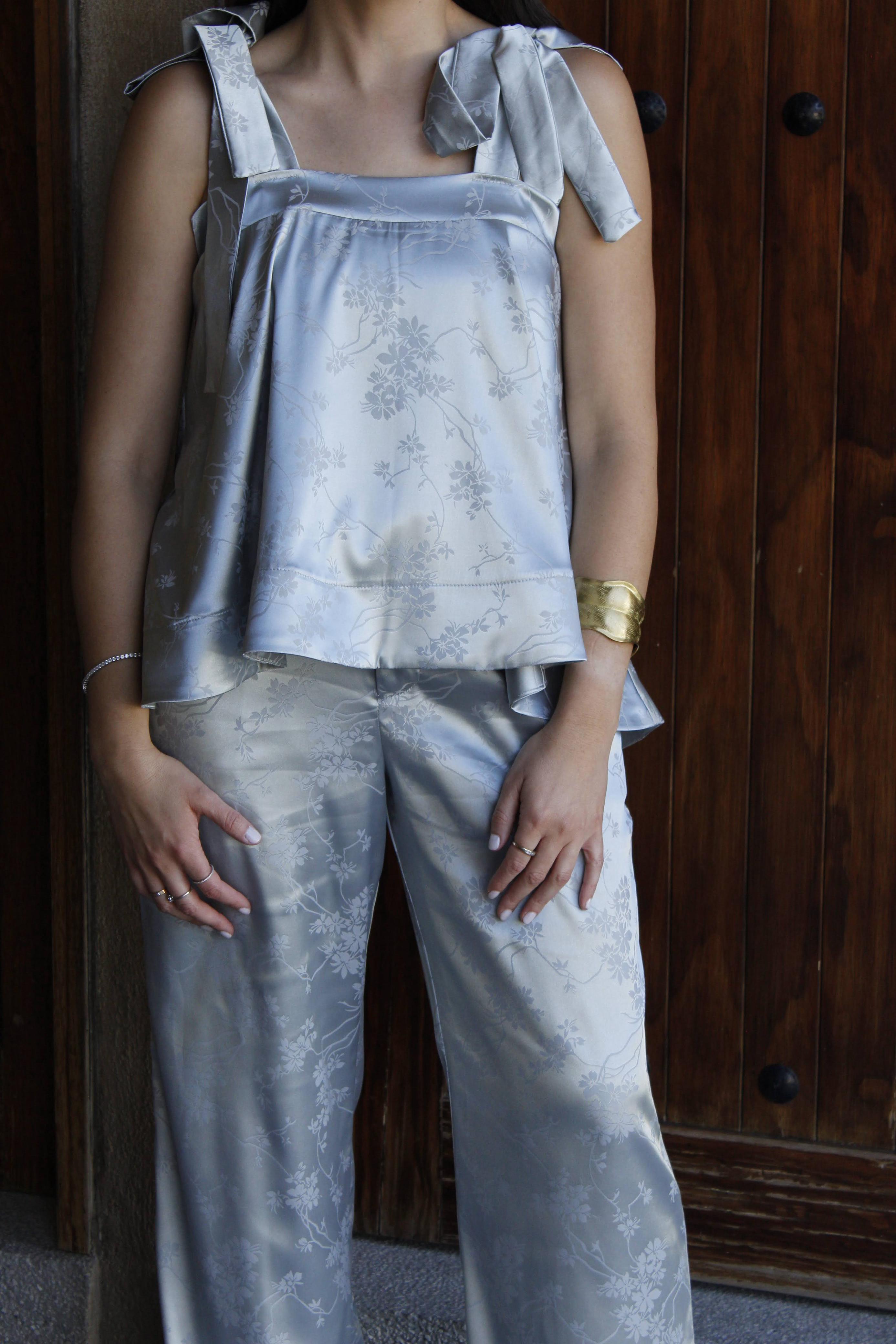 Catalina Gris